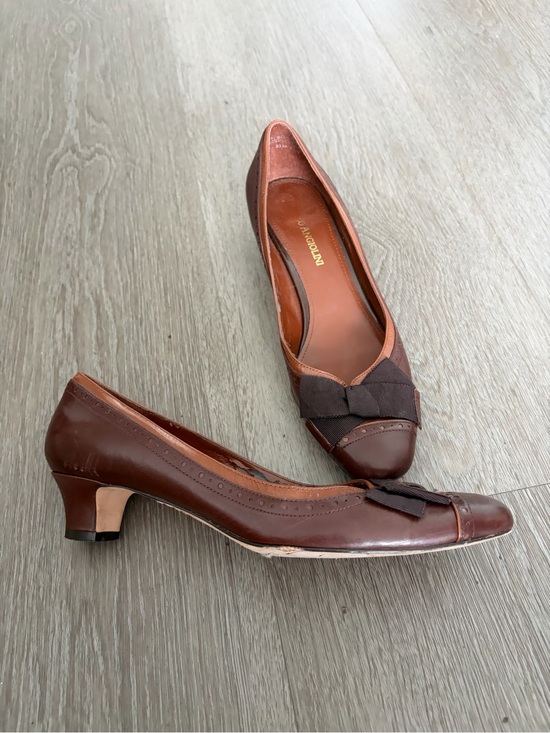 Enzo Angiolini Shoes - Enzo Angiolini Brown Leather‎ kitten Low Heel Pumps with Bow
